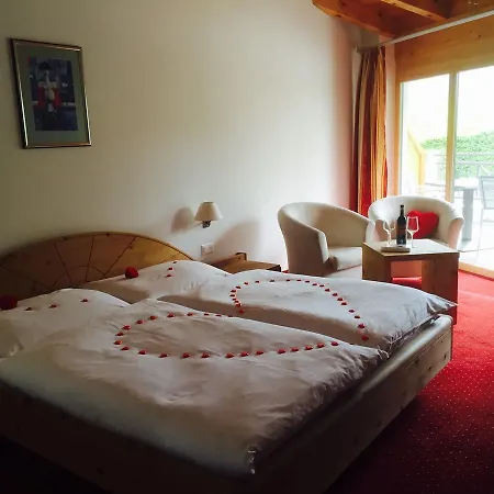 Wellnesshotel Liun 3* Mustair