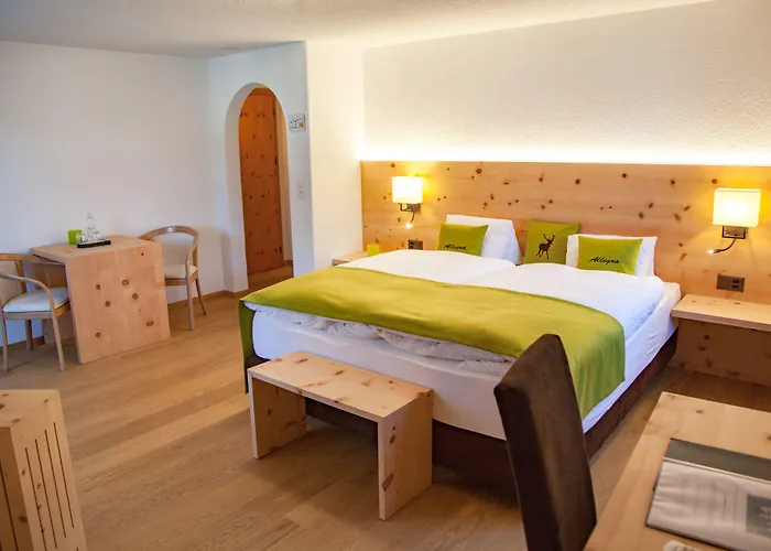 Wellnesshotel Liun Hotel 3*