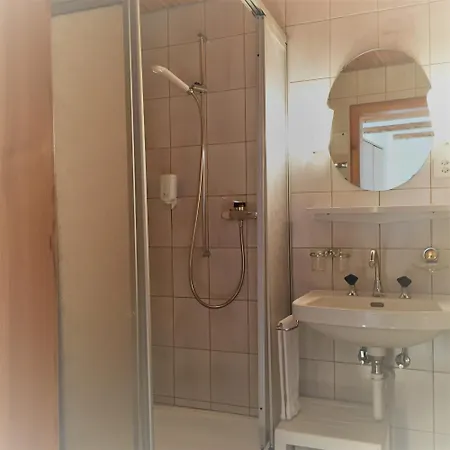 호텔 Wellnesshotel Liun